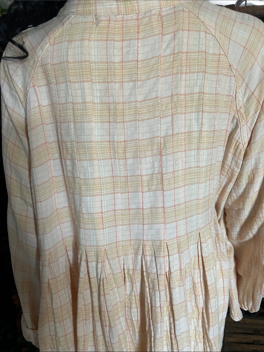 FREE PEOPLE PEACH PLAID PEASANT TOP L - Picture 8 of 11